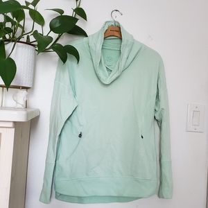 ⭐Lululemon rest day pull over Mint
